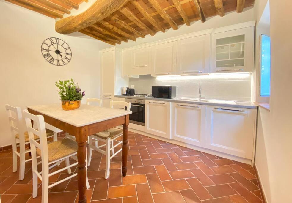 Relax&Business Wi-Fi, Tv Hd, Parcheggio Gratuito Villa Capannori Exteriör bild